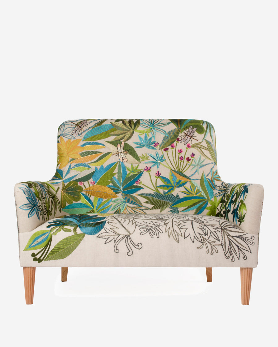 Puccini Sofa in Verde Outline, front view