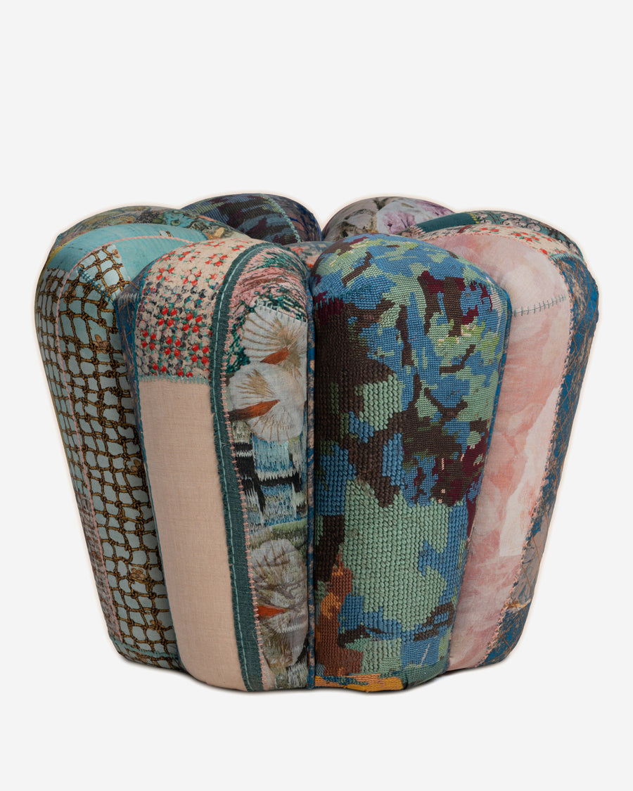Large Pouf in Cynzia.Assemblage 29