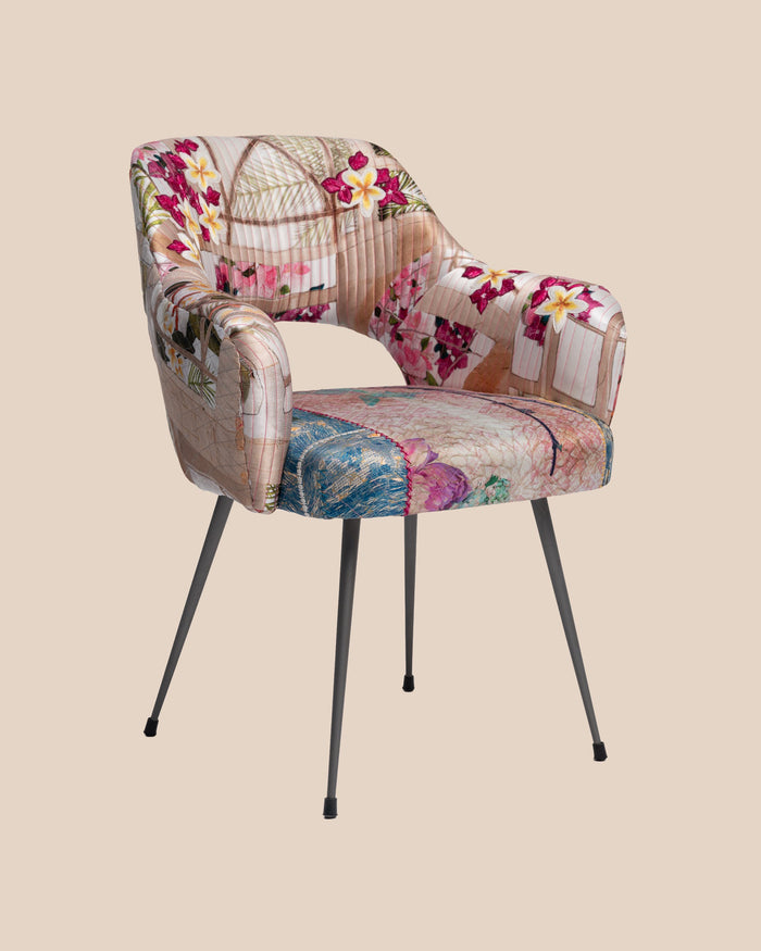 MoonRose chair Beirut Business Forum 6 1