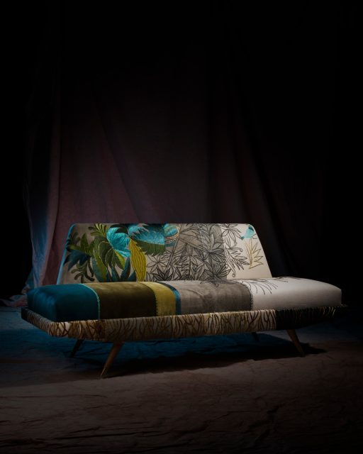 Verde / Linen Embroidered TV Sofa