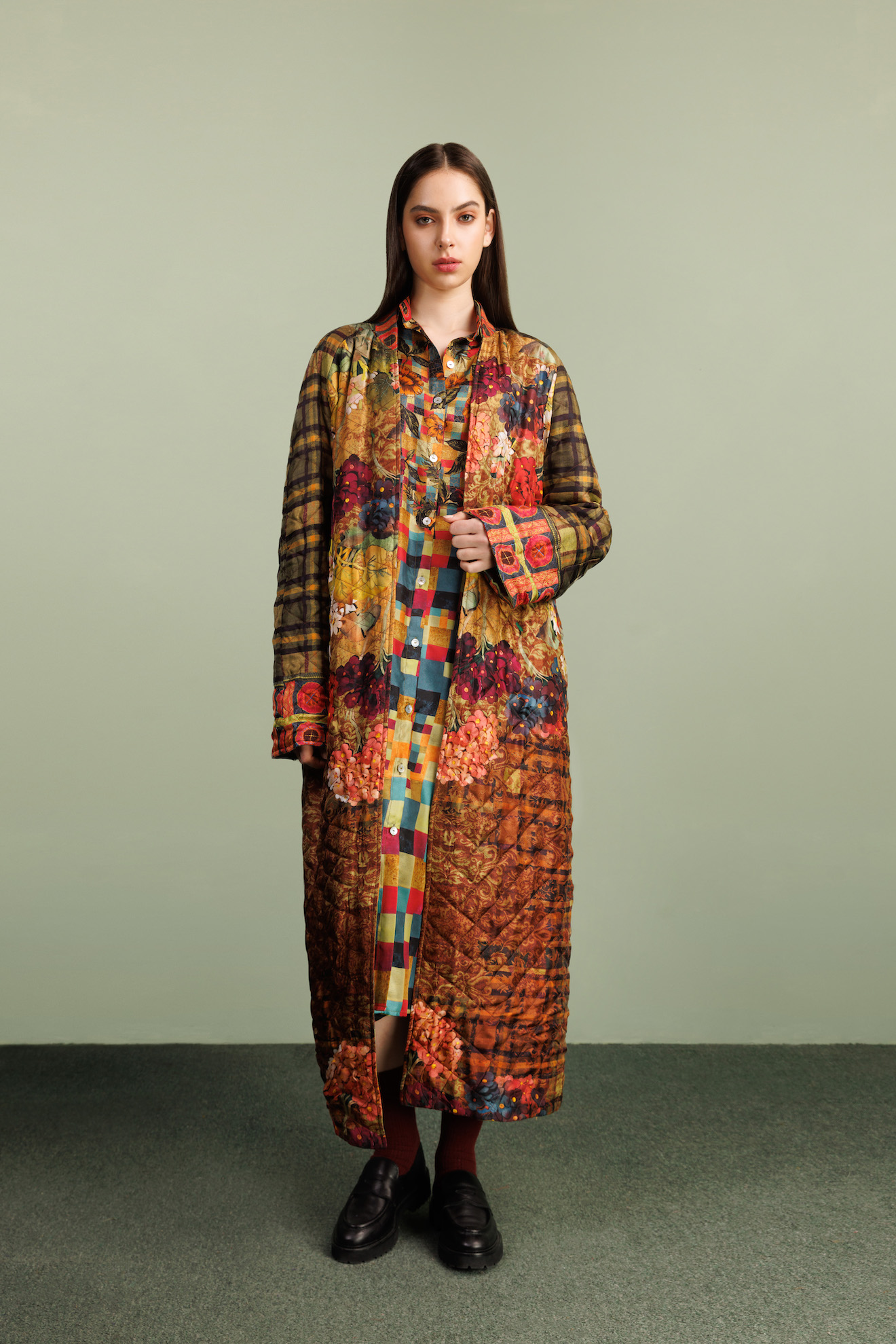 Pixel alice x Ortancia BOKJA Reversible quilted bomb robe