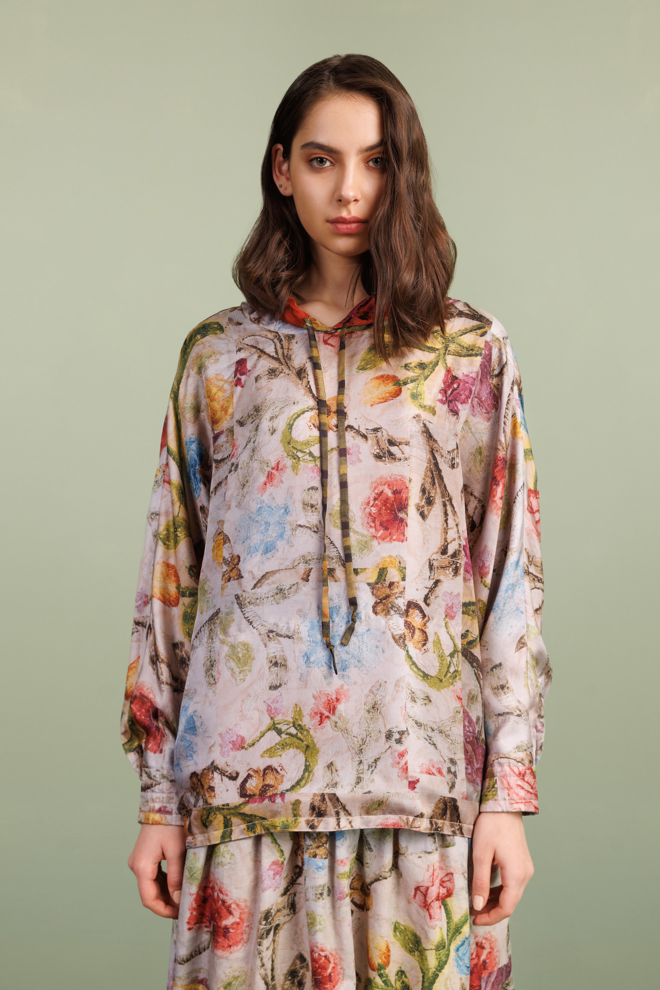 Assemblage 22 X Riverside bokja Reversible Silk Hoodie