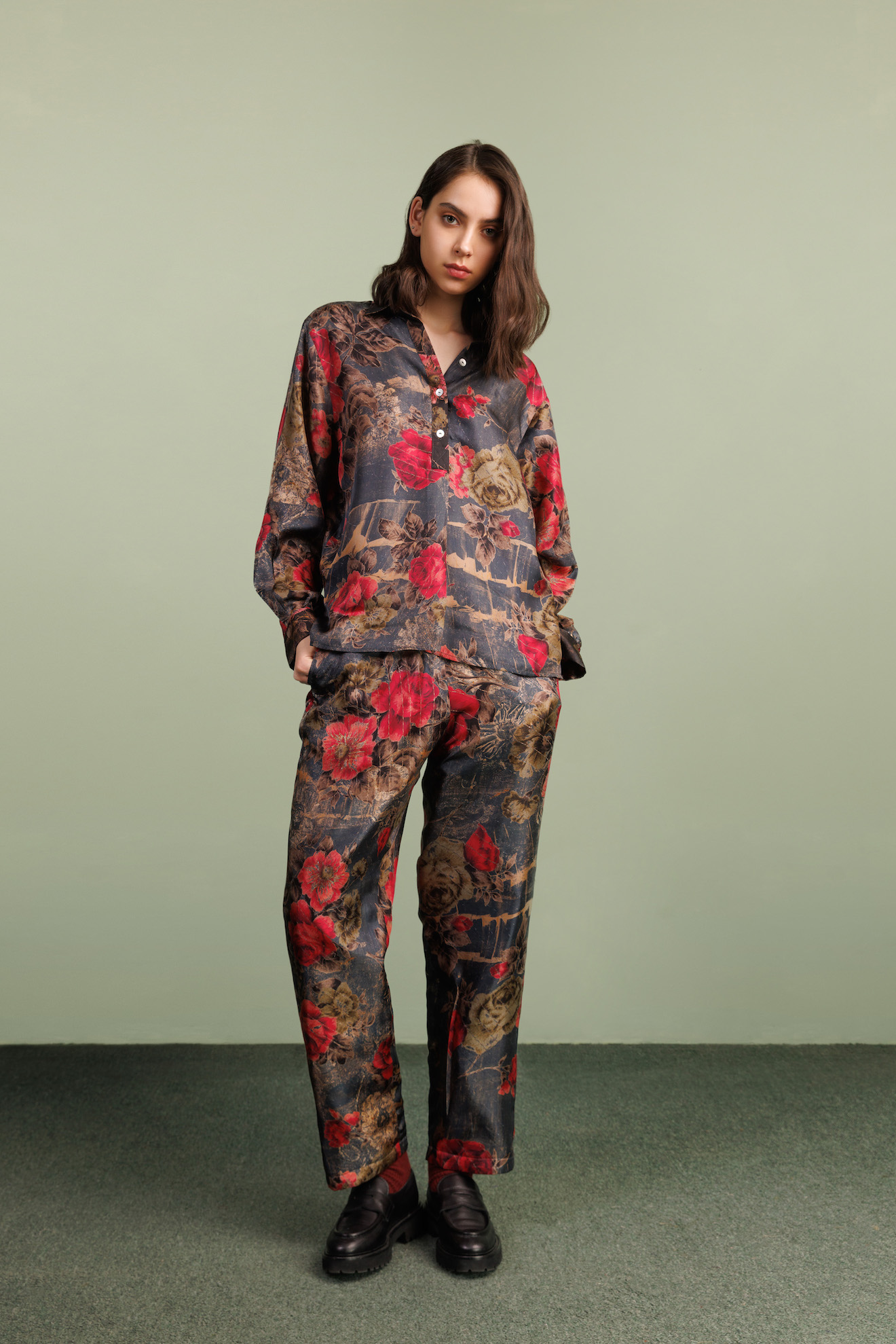 Infatuation black x Infatuation Blue bokja Reversible quilted Toto pants