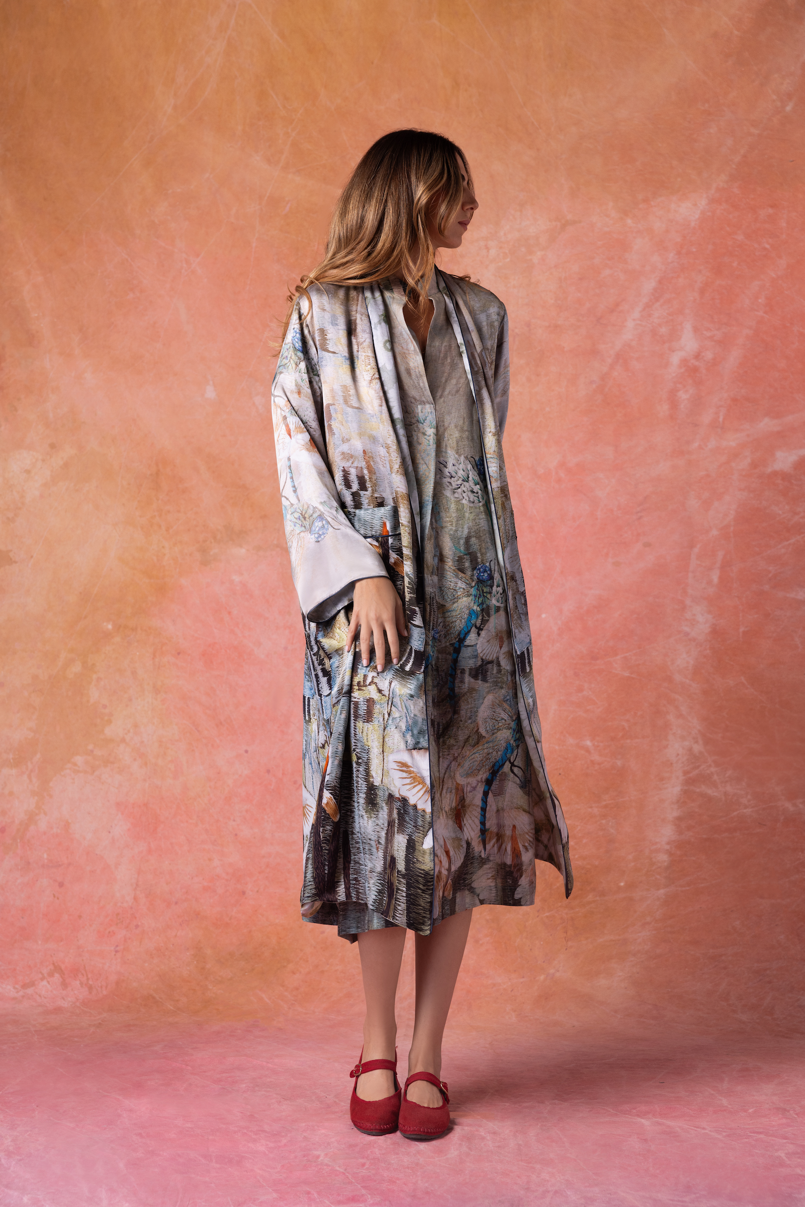 introspect x hannah robe 1